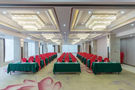 Hengfeng Hotel Отели рядом с достопримечательностью «Loudi Vocational and Technical College»