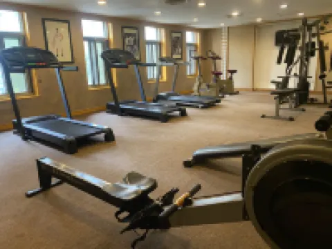 武漢美聯ホリデイホテル（武漢江漢路歩行街循禮門地下鉄駅）