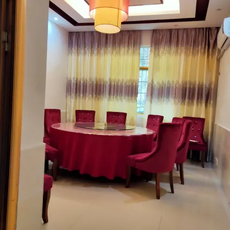 Shennonggu Wuhu Mountain Villa