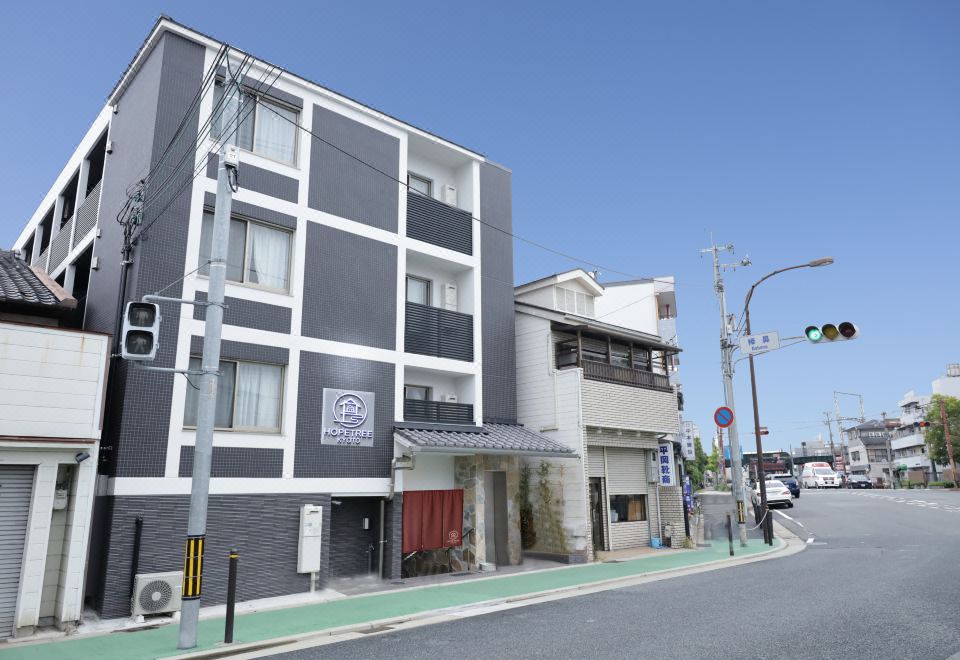 hotel overview picture