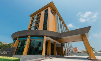 B2 Surat Thani Premier Hotel