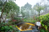 Lotus Hot Spring - con terme