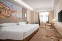 Vienna International Hotel(Ruili hot spring store) Hotel dekat Ruili North Passenger Transport Terminal