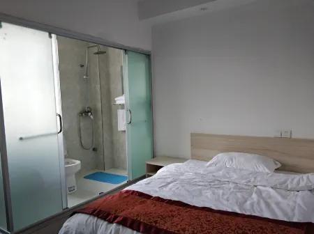 Jinhu Xinxiangyin Hotel Отели рядом с достопримечательностью «Huai'an Jinhu Hehuadang Scenic Area»