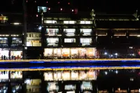 Jiahe Riverview Homestay Hotels in Fenghuang