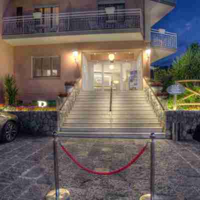 王后飯店 Hotel Exterior