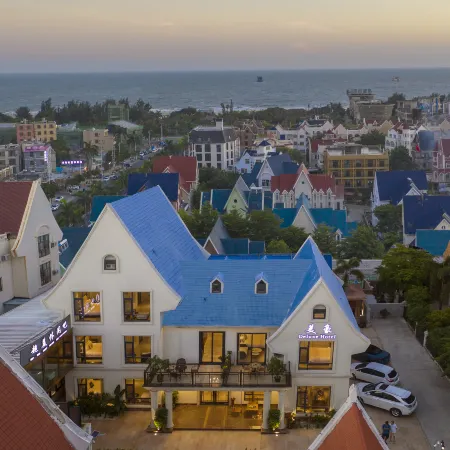 Deluxe Villa Boutique Hostel