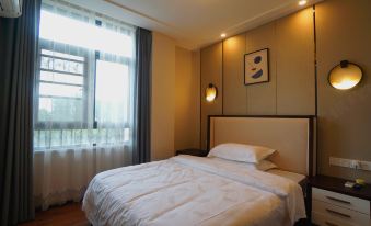 Yuepanwan Hot Spring Kangyang Homestay