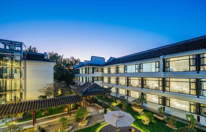 Floral Hotel ·Xunxi Garden Hotel(Nanxun Ancient Town Branch)