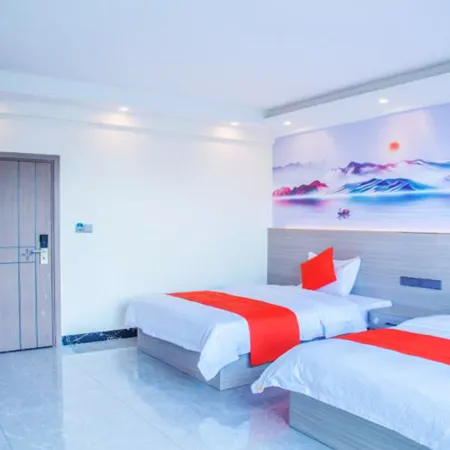 Lipu Yinlong Homestay