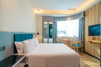 Huayi Hotel
