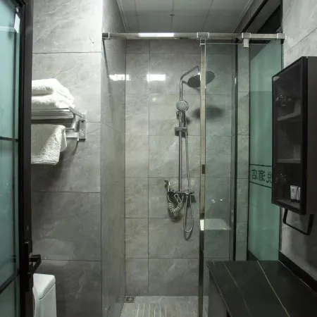 Jin Hyatt Hotel, Luxian County