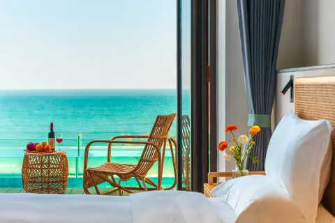 Weizhou Island Versailles Sea View Resort wine