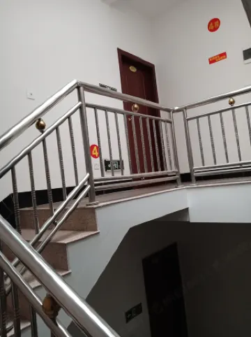 Yuping Lanjia Apartment