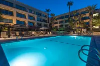 Grand Vista Hotel - Pools