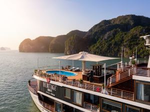 Heritage Cruises Binh Chuan Cat Ba Archipelago