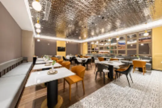 Aletai Wanchi Square Yuhua Hotel Hotels in Altay City