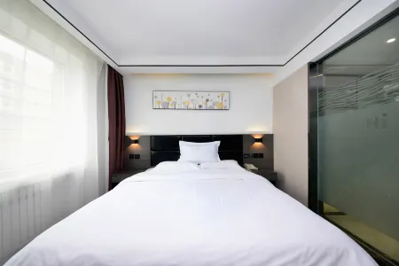 Sanyuan Hotel (Taiyuan Railway Station Clothing City Branch) Отели рядом с достопримечательностью «Shuangta Temple (Twin Pagoda Temple)»