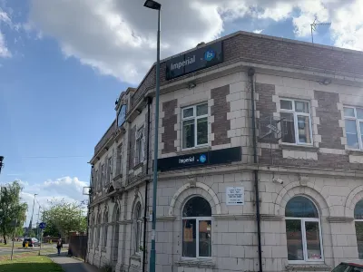 Imperial Salford Hotel فنادق في مانشستر