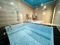 Batang Xiangjuge Hot Spring Homestay