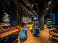 Robin Nobin Tianjin Airport