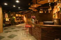 Lvxingji Light Luxury Hotel - Inns