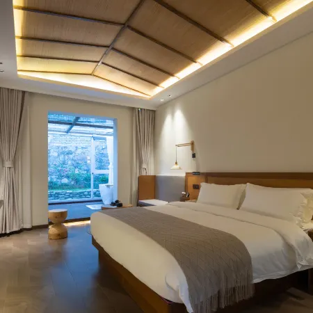 Floral Hotel·Yunshan Yue Hotel (Liuba Branch)