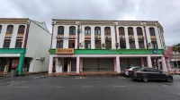 Vintage Inn Hotels near Malacca Airport