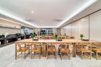 โรงแรมเอ็มโบมันวาน (ศูนย์การขนส่งผู้โดยสาร เส้าซิง บ้านเกิดหลู่ซุน)