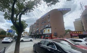 WACE Gaosi E-sports Hotel (Ningbo Camel Shop)