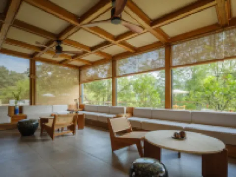 Qingcheng Mountain Just on the Stream · Mountain Stream Bamboo Forest Private Soup B&B