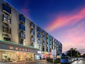 Vienna Hotel (Sanya Yalong Bay Qianguqing)