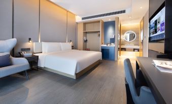 Xuzhou Chuangtuo Aofannan 3rd Ring Road Subway Station Atour Hotel