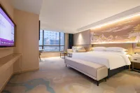 武漢華科大光谷廣場美侖酒店 鄰近不可思議星空解壓館的酒店