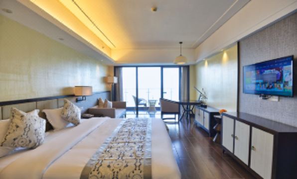 Dongneng Silver Beach Hotel