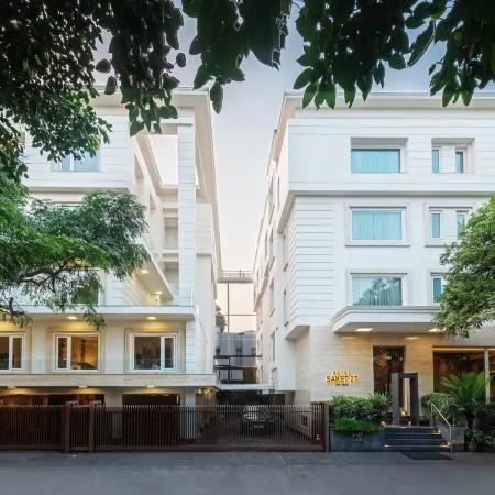Hotel Saket 27 Отели рядом с достопримечательностью «Индийский технологический институт в Дели»