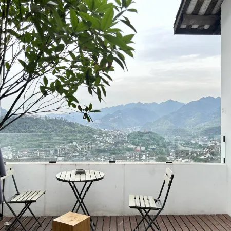 Renhuai Yidao Sauce & Wine Homestay