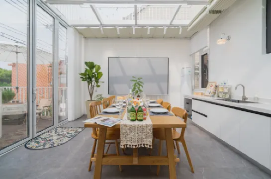 Lianlian Summer Boutique Homestay