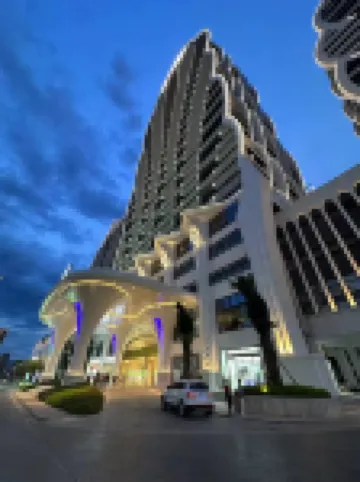 西雙版納景洪繁花·初夏觀景民宿（告莊星光夜市店）