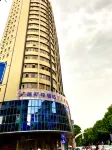 Yeste Hotel (Wuzhou Qilou Town Sanzongfu) Hôtels à : Qiloucheng Traditional Food Street