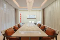 Fenxing Lihua Grand Hotel - Business