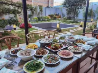 Wuyuan Chenwai Muquan Hot Spring Homestay
