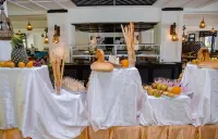 Mombasa Continental Resort - breakfast