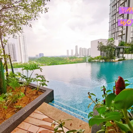 Legoland -3min Drive at Elysia Park @Happy Wonder Stay-8pax(max)-Pool Garden View-Kids Friendly