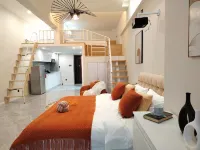 Pinke Service Apartment