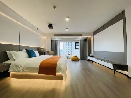 Xinyueju Homestay (Fantawild Dino Kingdom) Отели рядом с достопримечательностью «Zigong Vocational and Technical College»