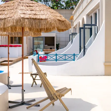 Mediterranean Romantic Seaview Holiday Guesthouse by the Blue Shore (Xinghai Square Branch)
