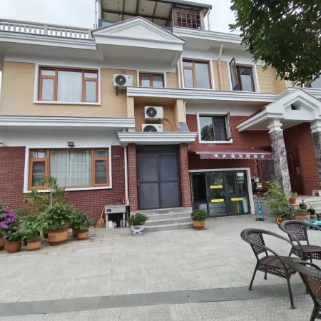Hu Lu Hui Fang Yuan Holiday Villa Homestay