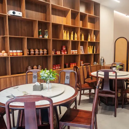 Qianshan  Homestay(Nanyue  Daimiao  store)