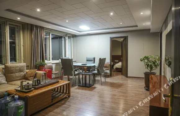 綏化蘭西夢天湖酒店